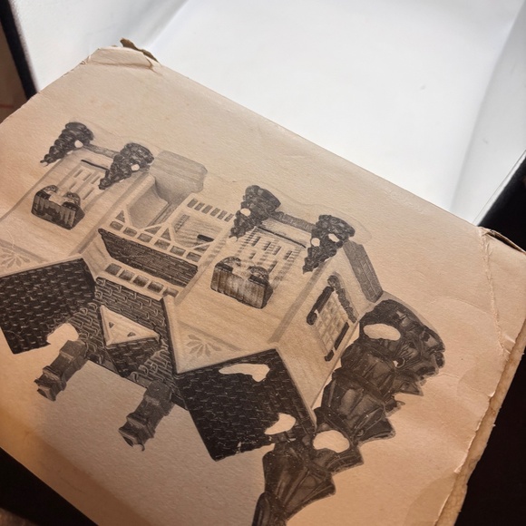 Vintage Department 56 Snow Village Grandma's Cottage #54208 - Picture 12 of 13